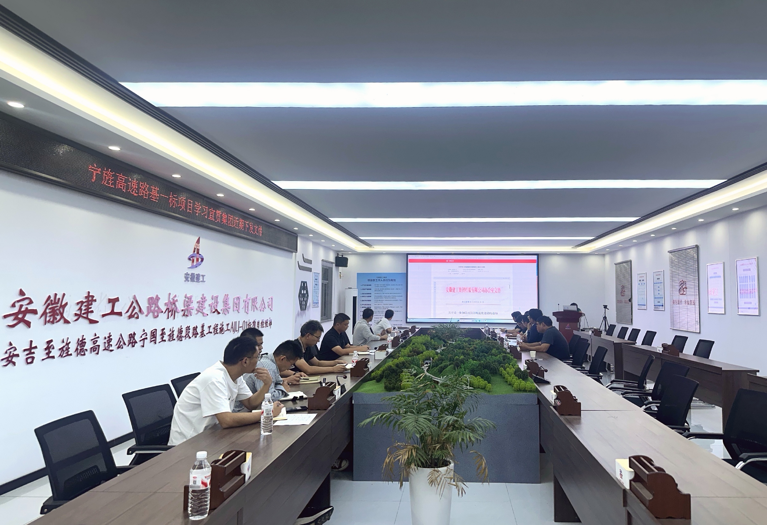 亚洲精品亚洲人成人网裸体艺术
