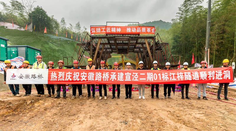 亚洲精品亚洲人成人网裸体艺术