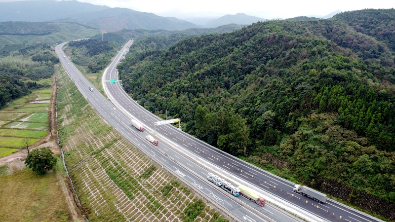 亚洲精品亚洲人成人网裸体艺术